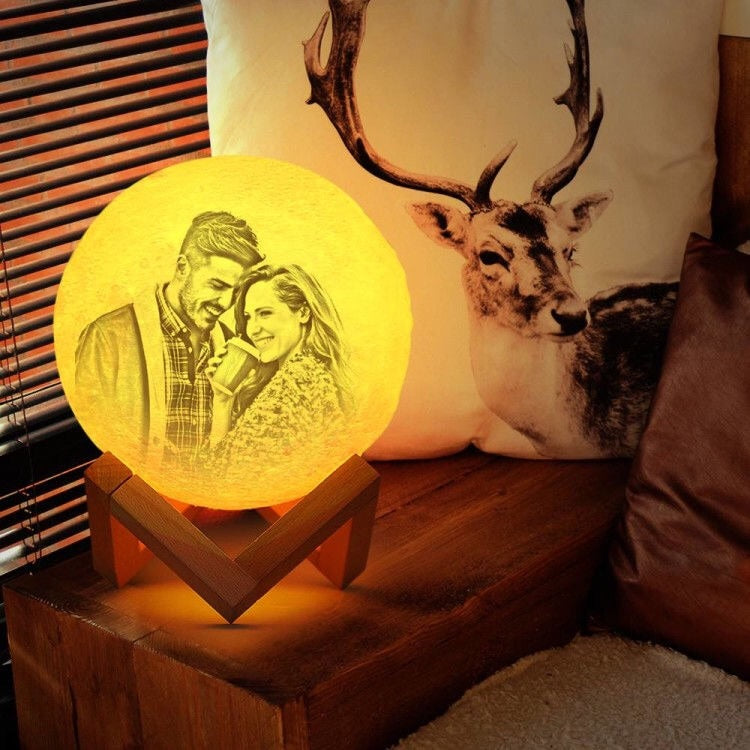 CUSTOMIZED MOON LAMP